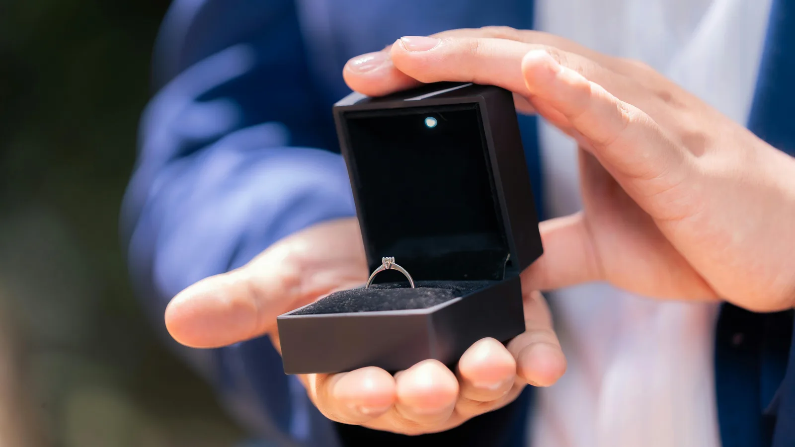 Bague de fiançailles idéale : trouver le bijou qui vous correspond